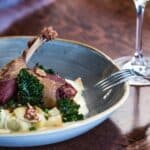 Vin et confit de canard : quel vin boire avec un confit ?