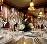 Très belle table au restaurant. (Le retour)