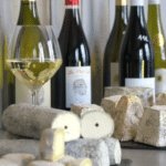 Convaincre vos amis de boire du vin blanc avec le fromage!