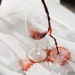 Enlever une tâche de vin