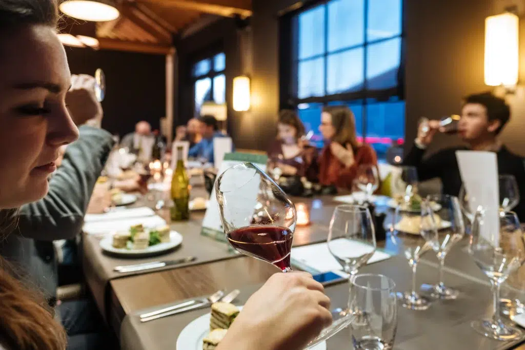 Combien de temps pour devenir expert en vins ? 1 an avec l'Académie Emmanuel Delmas